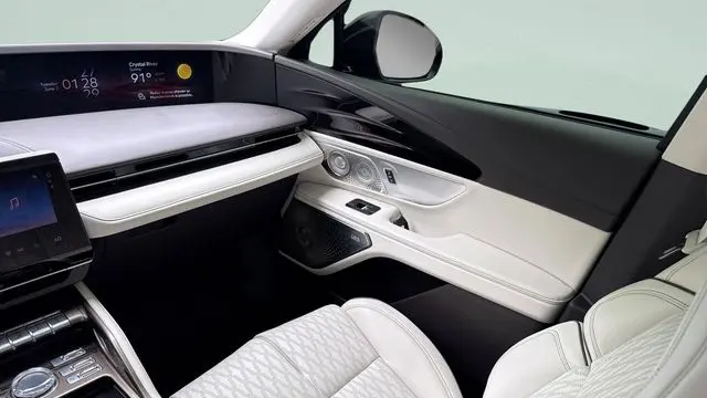 2025 Lincoln Nautilus Black Label