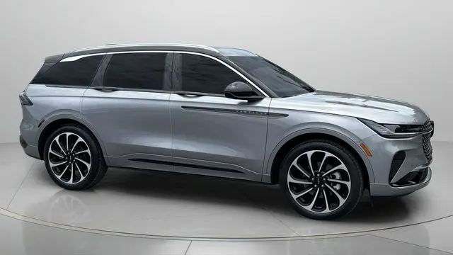 2025 Lincoln Nautilus Black Label