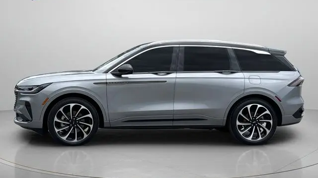 2025 Lincoln Nautilus Black Label