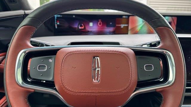 2024 Lincoln Nautilus Black Label
