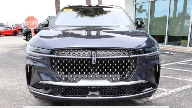 2024 Lincoln Nautilus Black Label