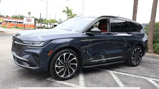2024 Lincoln Nautilus Black Label