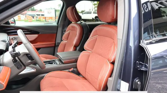 2024 Lincoln Nautilus Black Label