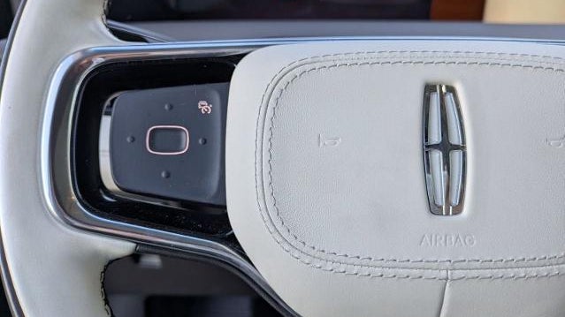 2024 Lincoln Nautilus Black Label