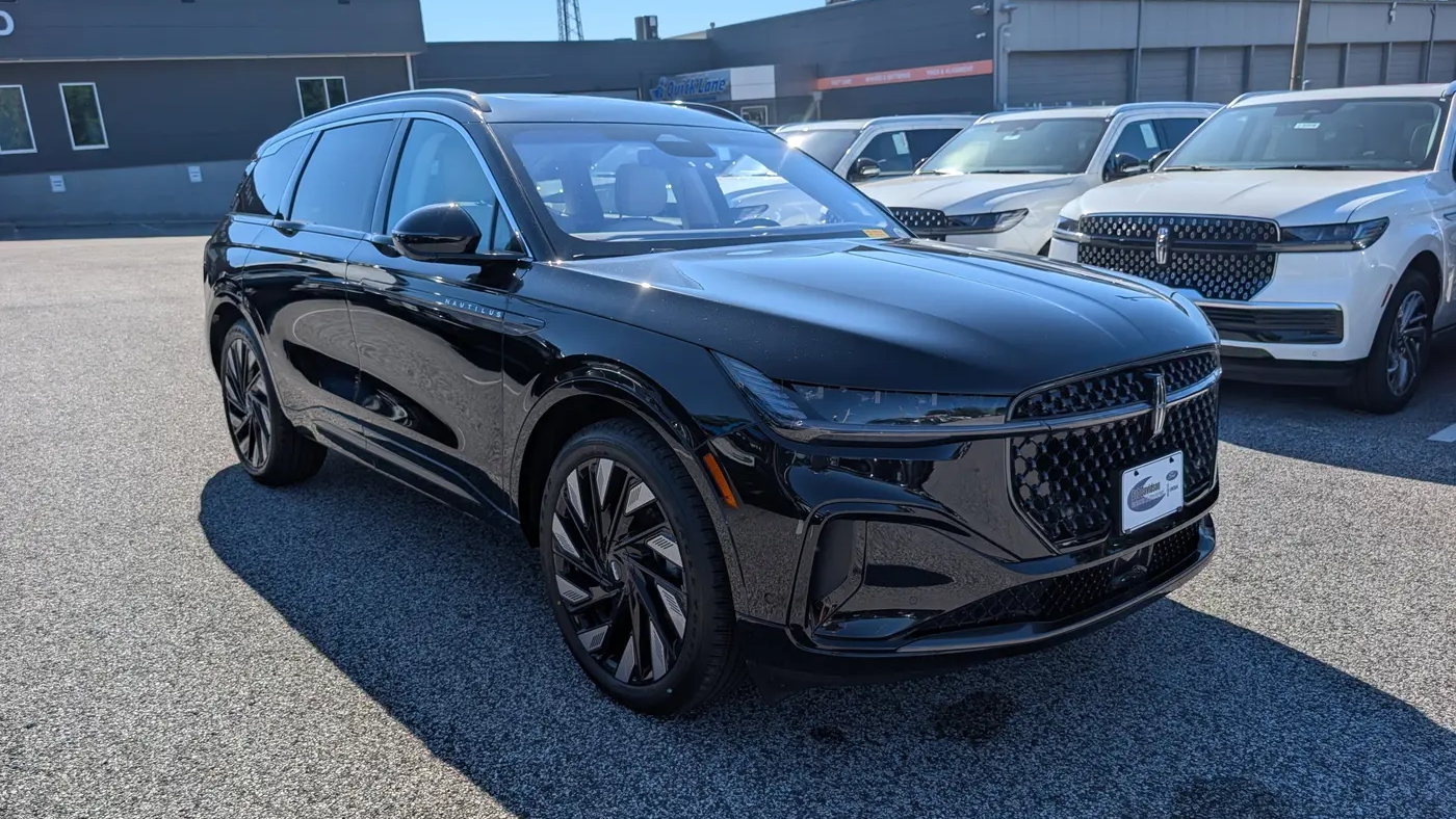 2024 Lincoln Nautilus Black Label