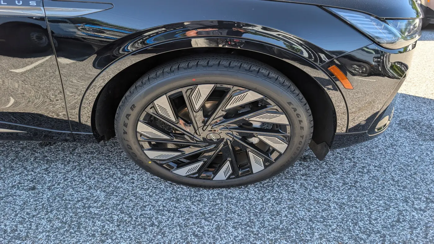 2024 Lincoln Nautilus Black Label