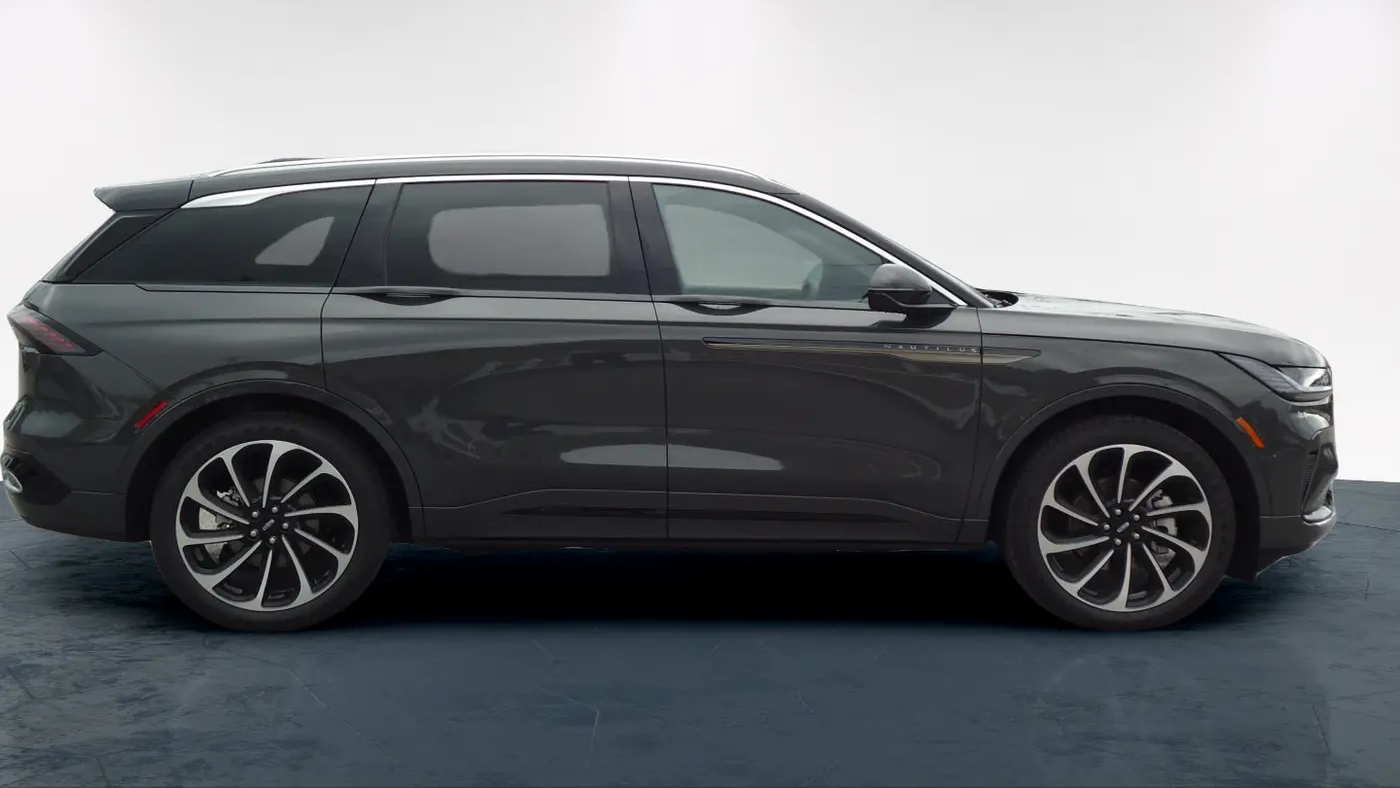 2025 Lincoln Nautilus Black Label
