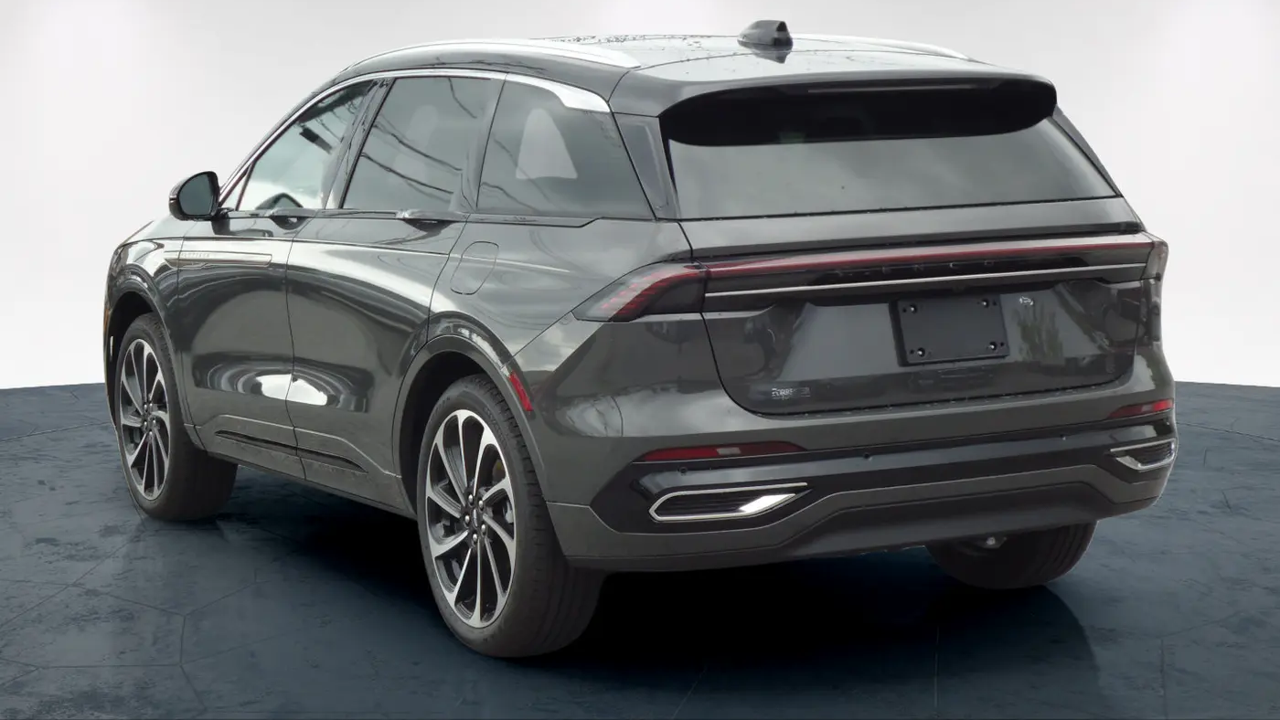 2025 Lincoln Nautilus Black Label