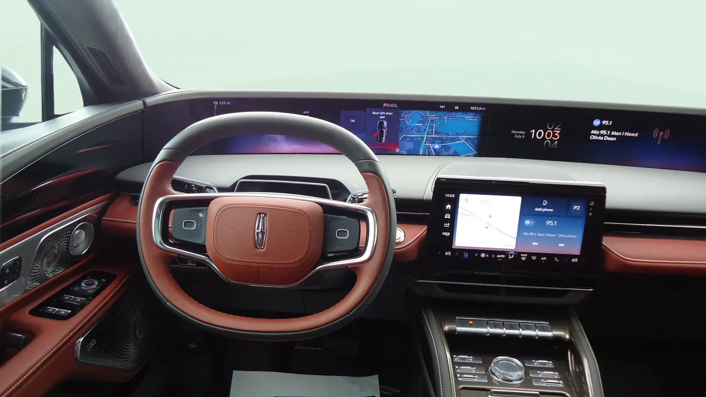 2025 Lincoln Nautilus Black Label