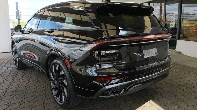 2025 Lincoln Nautilus Black Label