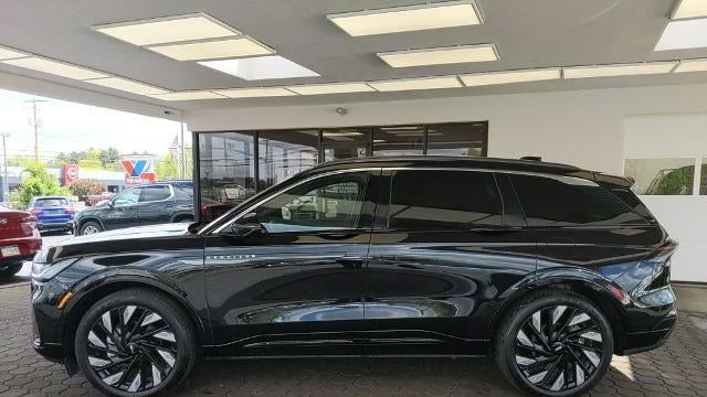 2025 Lincoln Nautilus Black Label