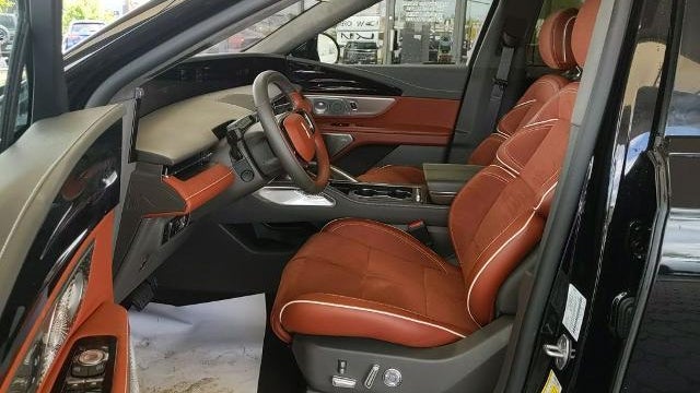 2025 Lincoln Nautilus Black Label