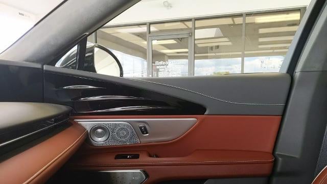 2025 Lincoln Nautilus Black Label