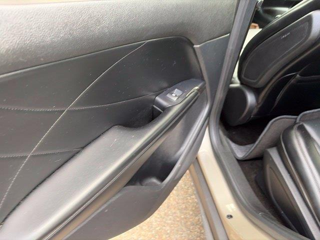 2015 Lincoln MKC - $12,910