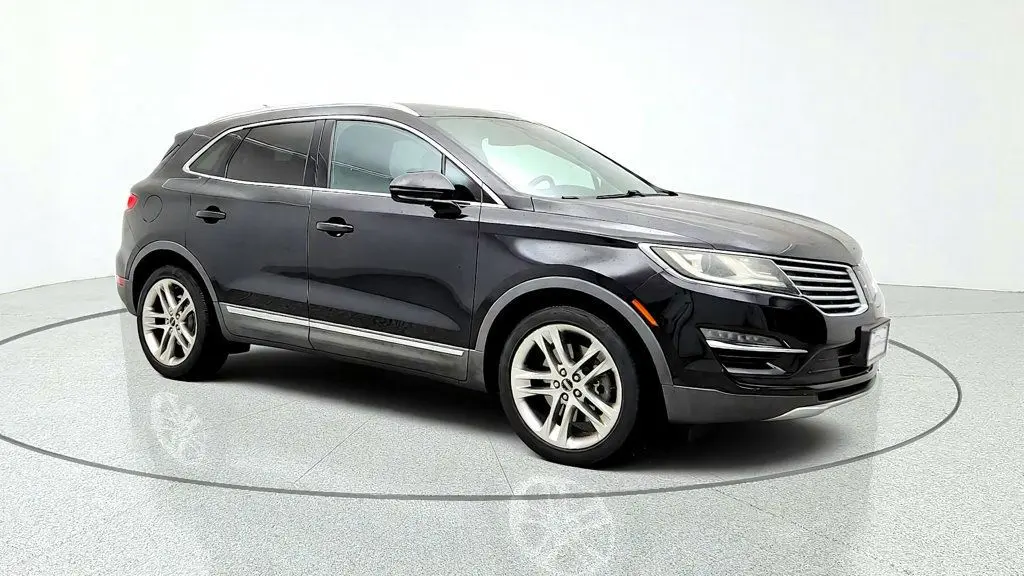 2017 Lincoln MKC - $12,495