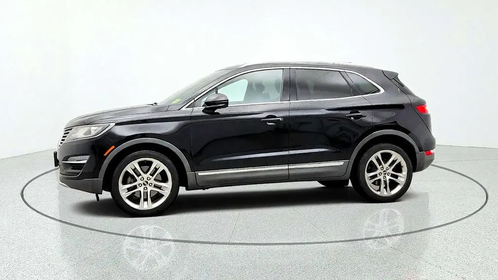 2017 Lincoln MKC - $12,495