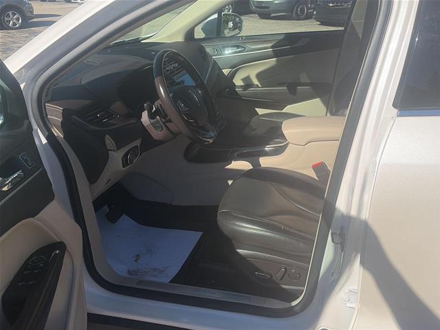 2019 Lincoln MKC - $20,000