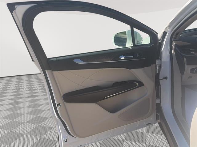 2019 Lincoln MKC - $20,000
