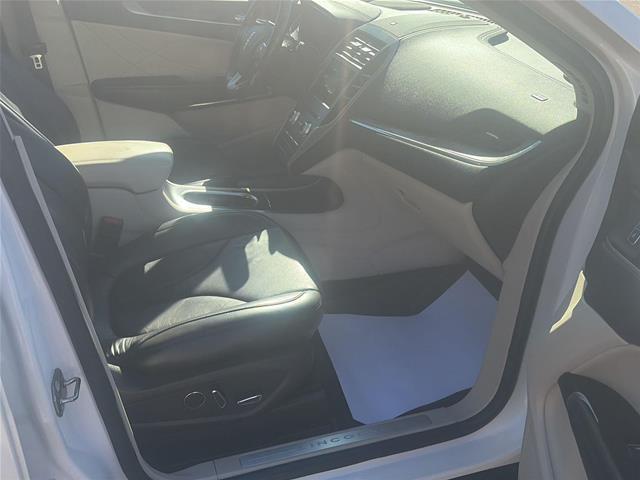 2019 Lincoln MKC - $20,000