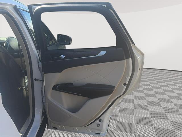 2019 Lincoln MKC - $20,000