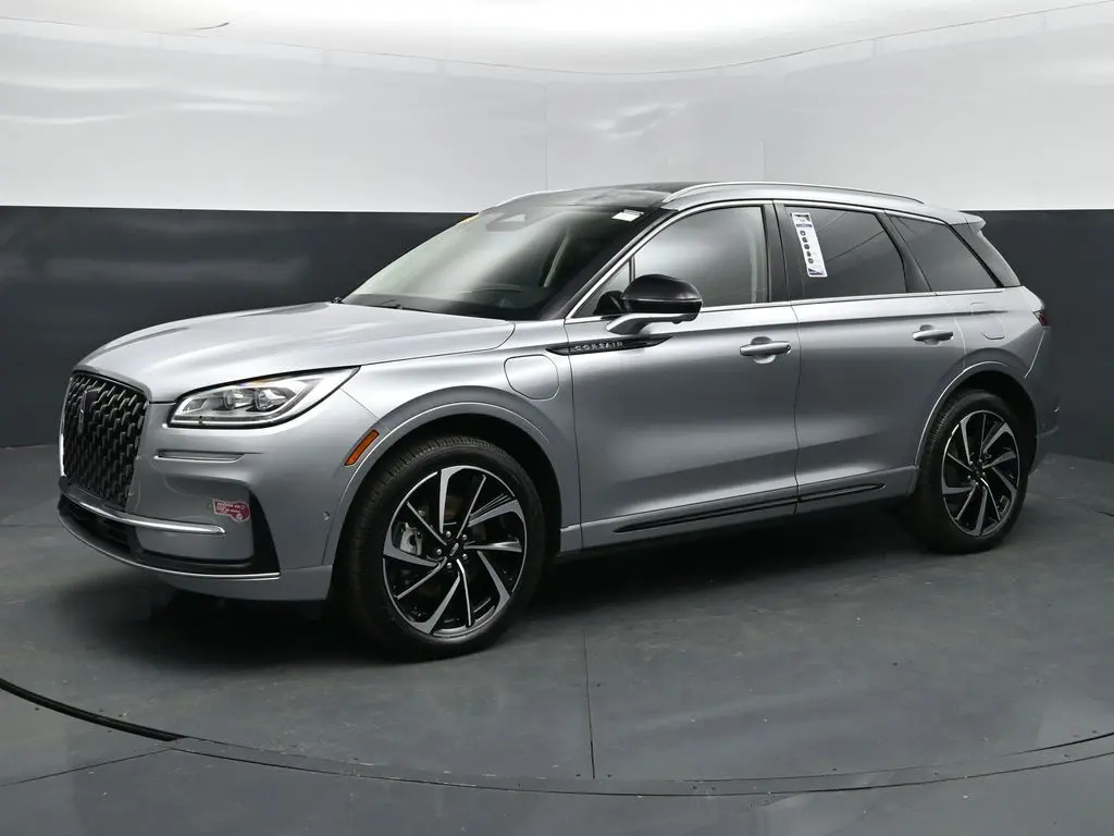 2023 Lincoln Corsair - $23,898