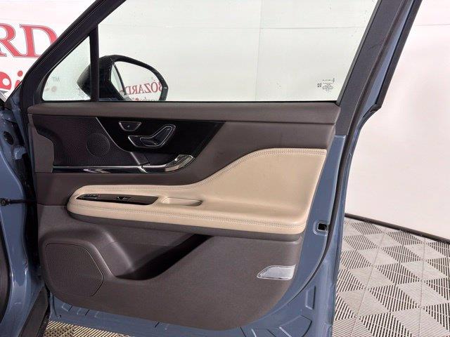 2024 Lincoln Corsair - $34,000