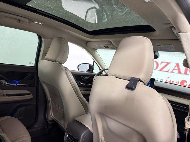 2024 Lincoln Corsair - $34,000