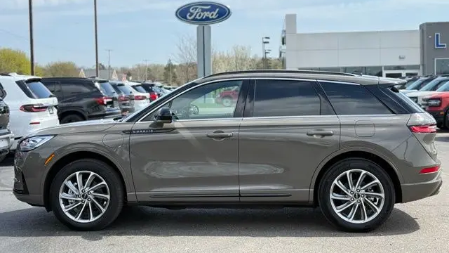 2025 Lincoln Corsair Grand Touring
