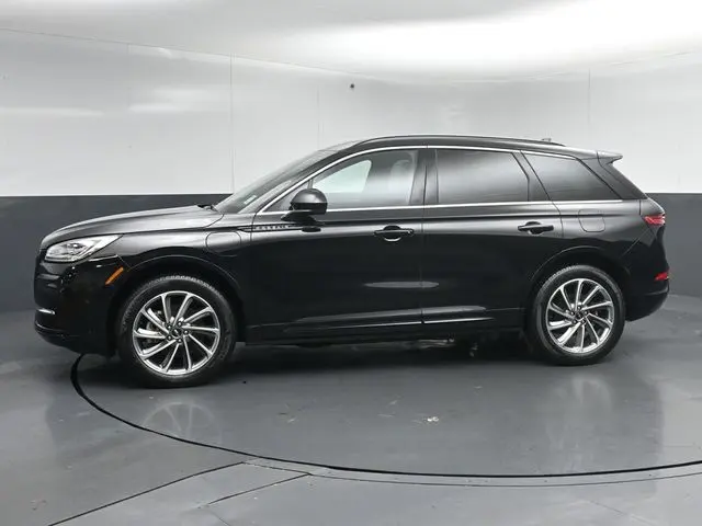2025 Lincoln Corsair - $44,999