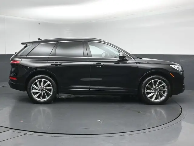 2025 Lincoln Corsair - $44,999