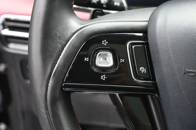 2025 Lincoln Corsair - $44,999