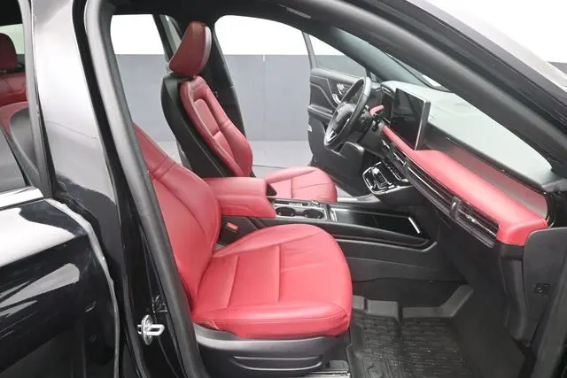 2025 Lincoln Corsair - $44,999