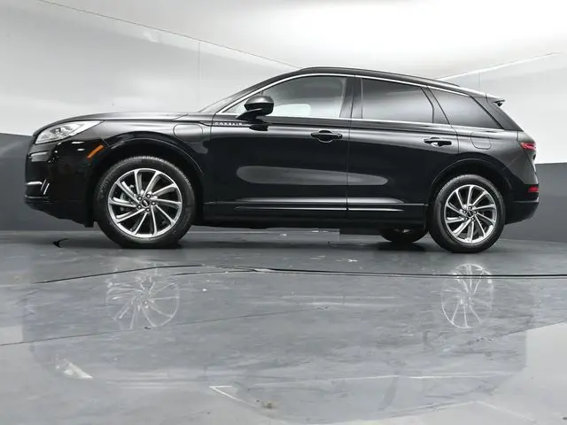2025 Lincoln Corsair - $44,999