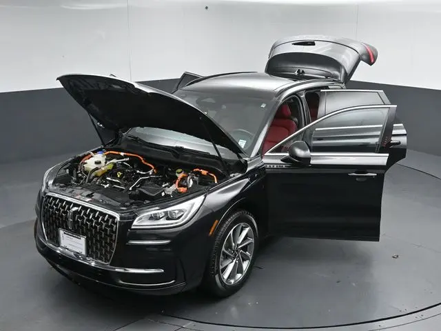 2025 Lincoln Corsair - $44,999