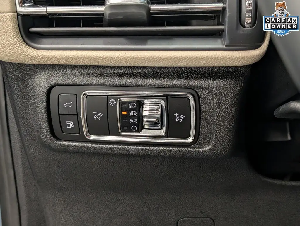 2025 Lincoln Corsair - $42,660