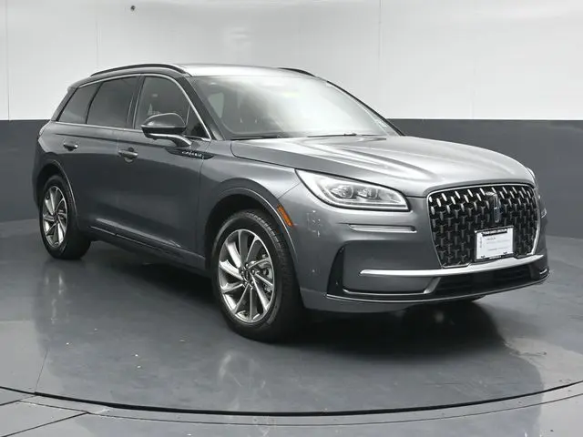 2025 Lincoln Corsair - $43,999