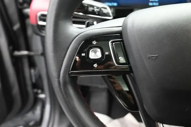 2025 Lincoln Corsair - $43,999