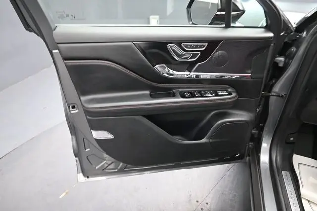 2025 Lincoln Corsair - $43,999