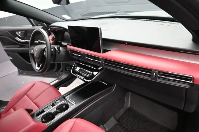 2025 Lincoln Corsair - $43,999