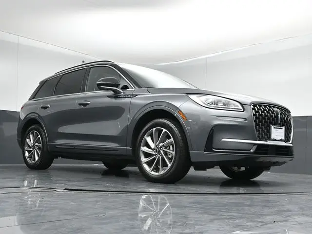 2025 Lincoln Corsair - $43,999