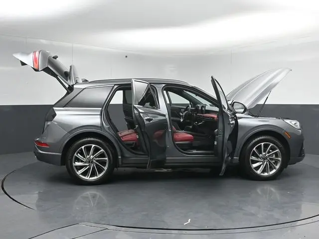 2025 Lincoln Corsair - $43,999