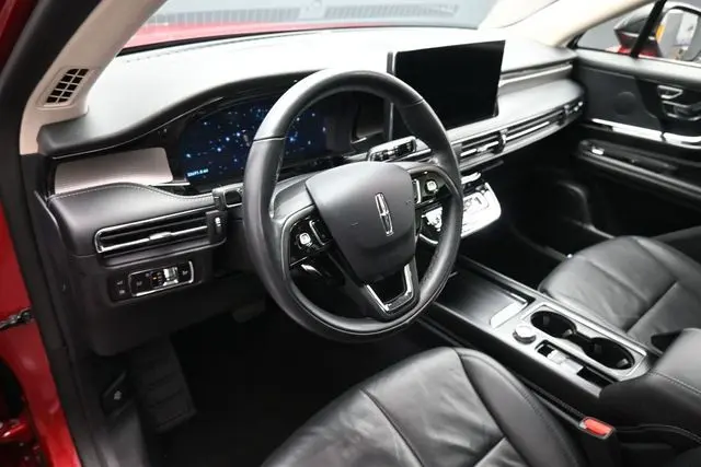 2023 Lincoln Corsair - $34,999