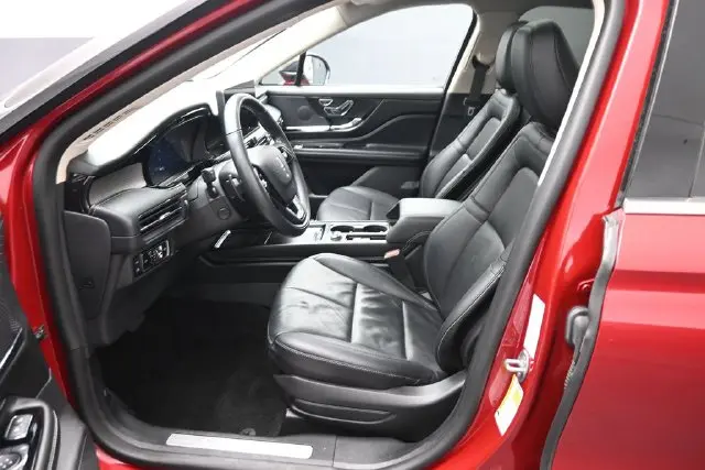2023 Lincoln Corsair - $34,999