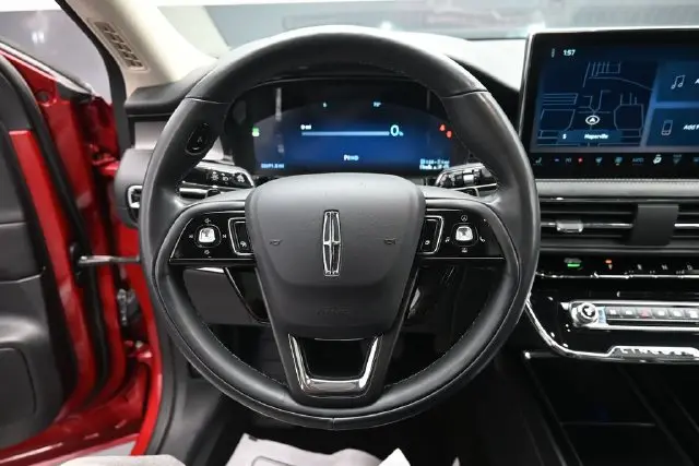 2023 Lincoln Corsair - $34,999