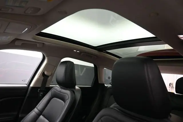 2023 Lincoln Corsair - $34,999