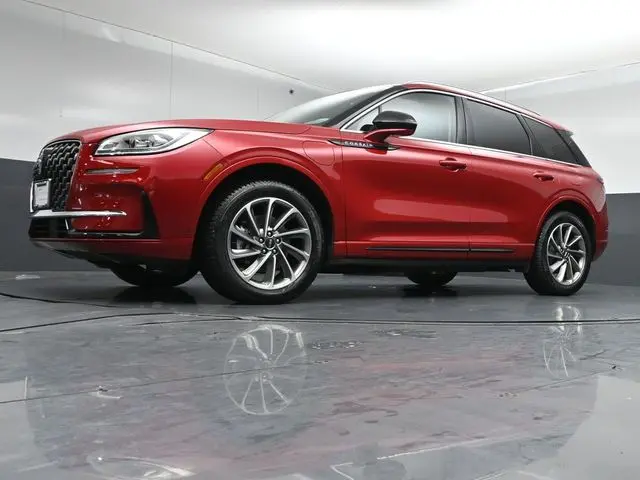 2023 Lincoln Corsair - $34,999