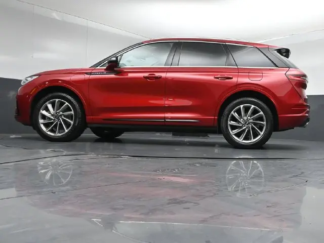 2023 Lincoln Corsair - $34,999