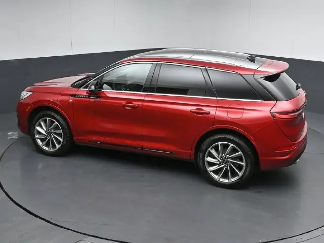 2023 Lincoln Corsair - $34,999