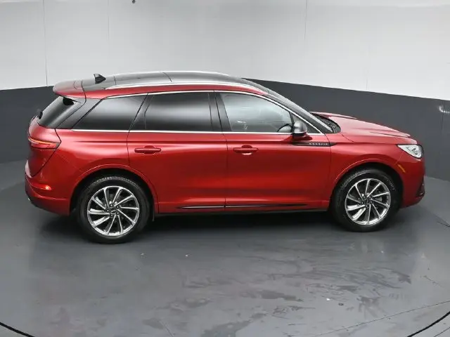 2023 Lincoln Corsair - $34,999