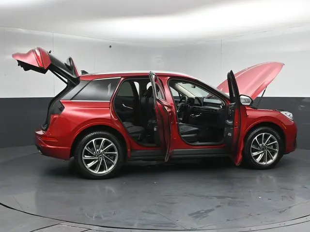 2023 Lincoln Corsair - $34,999